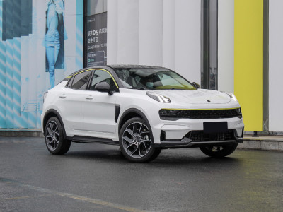 Lynk&Co 05 Фото №3